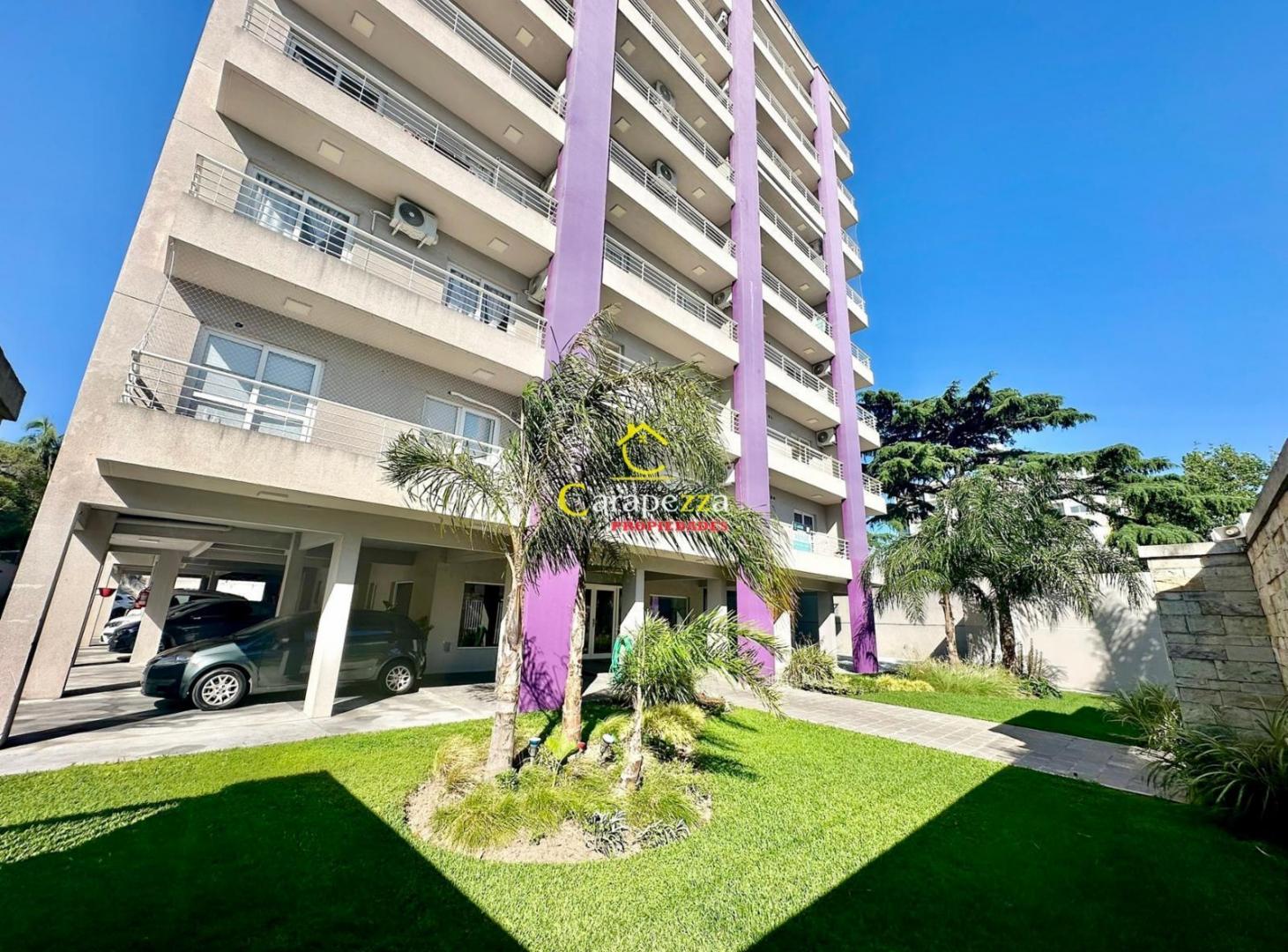 Departamento 2 Amb con Cochera en Venta en Martin Coronado