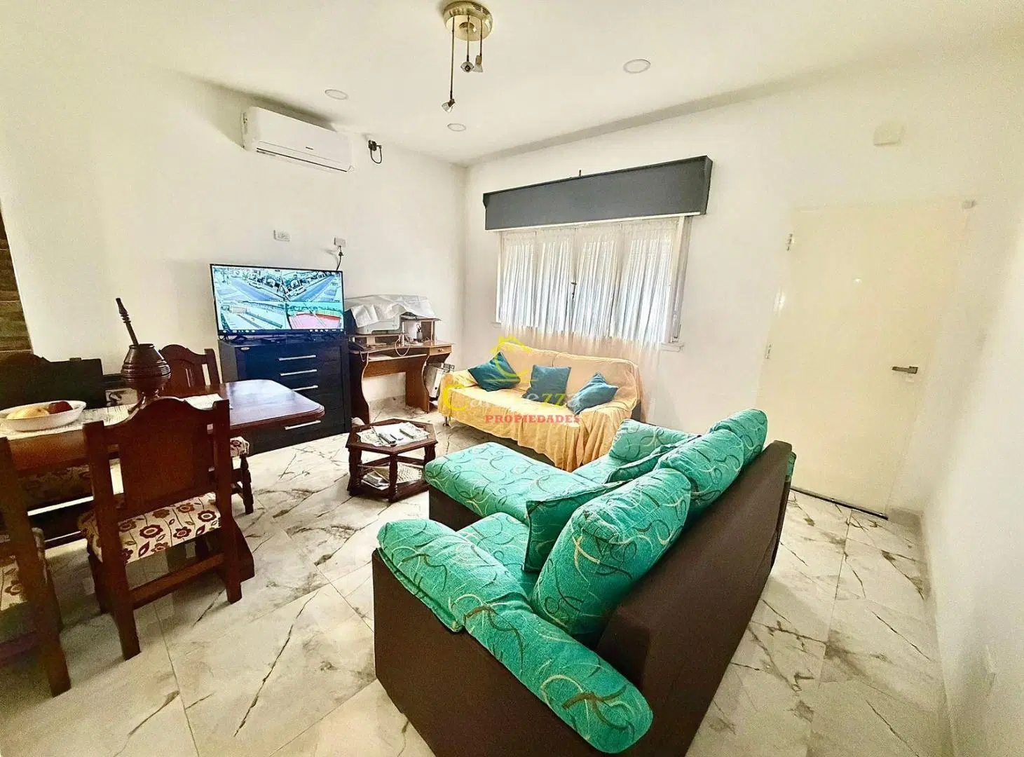 Venta Hermosa Casa 3 Amb en Caseros 3