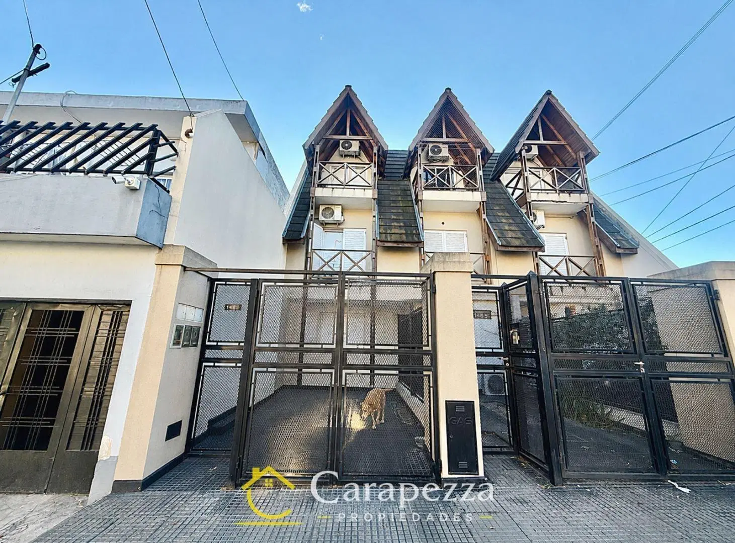 Venta Triplex 4 Amb en Martin Coronado 2