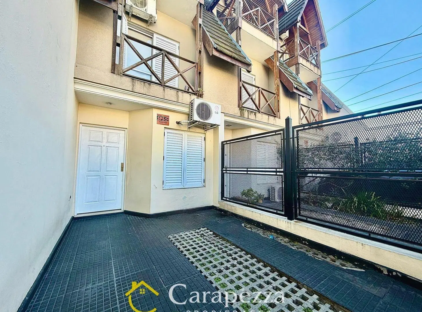 Venta Triplex 4 Amb en Martin Coronado 1