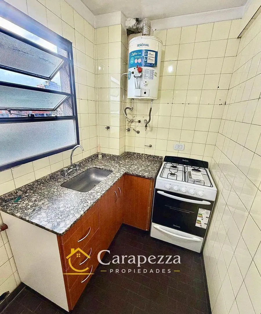 Departamento 2 Amb en Alquiler, en Martin Coronado 5