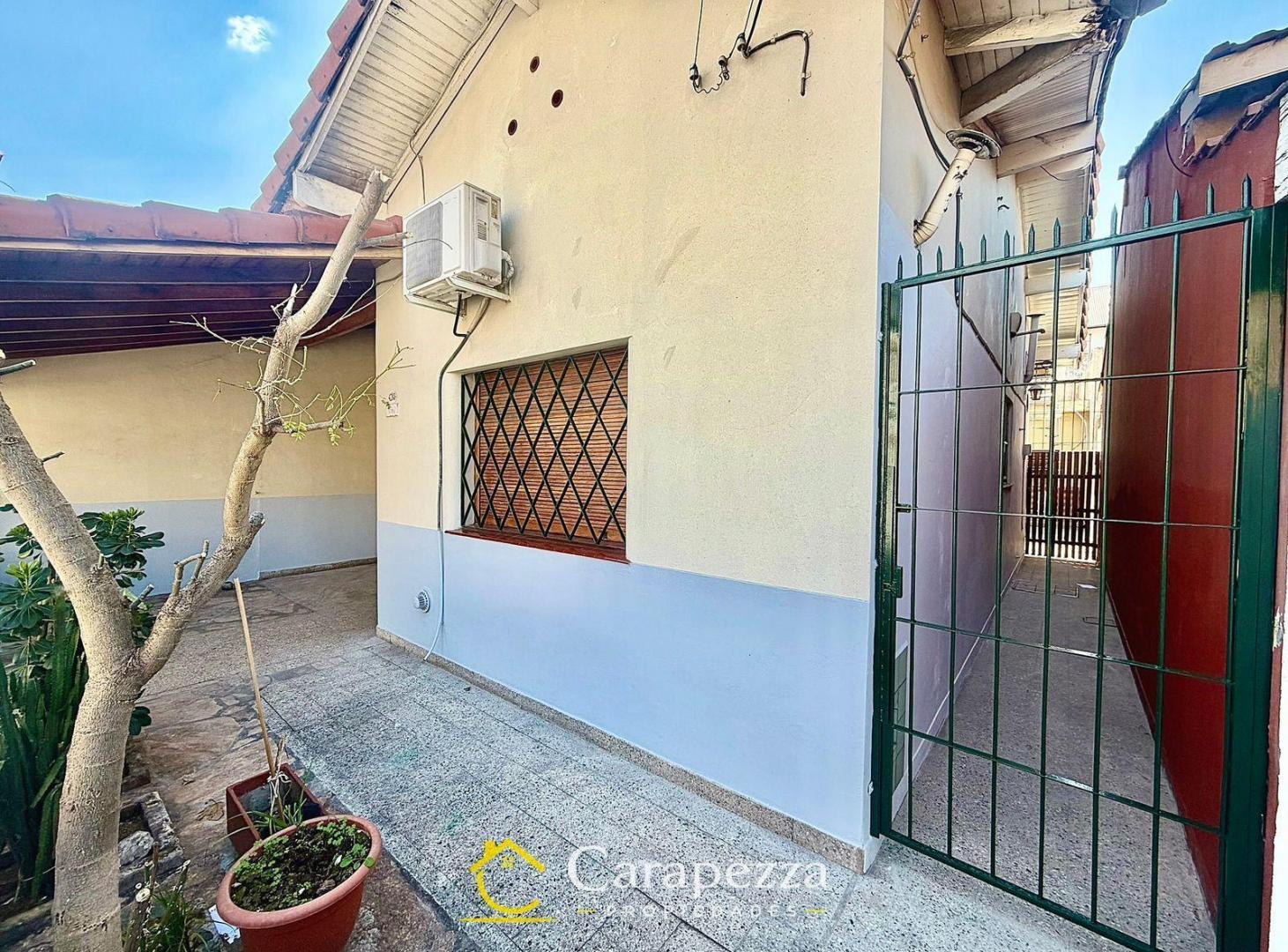 Foto de Casa 4 Amb en Venta en Caseros, imagen 4