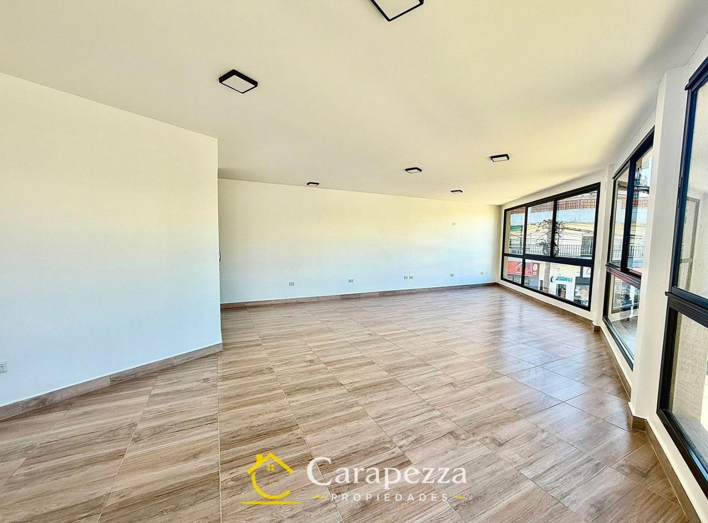 Foto de Oficina Comercial / Local En 1° Piso en Alquiler en Villa Bosch, imagen 3