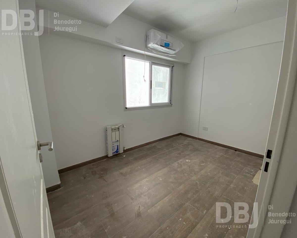Venta Departamento 4 Ambientes en Flores 4