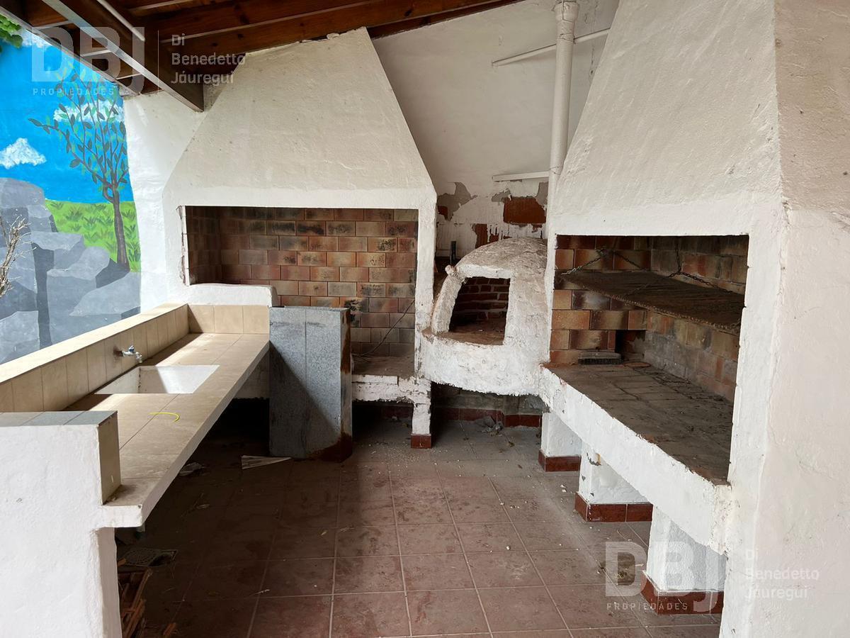 Venta Hotel Familiar en Villa Gessell 3