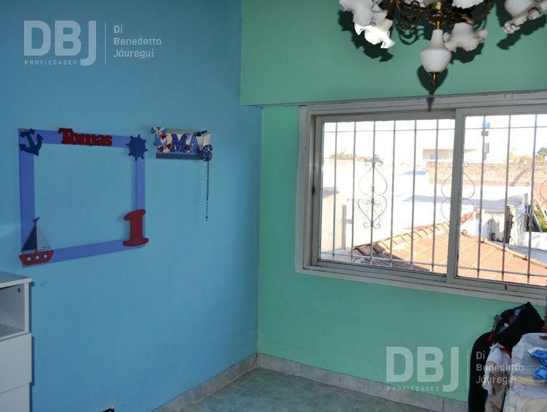 Foto de VENTA DE CASA 4 AMBIENTES EN VILLA MADERO, imagen 4