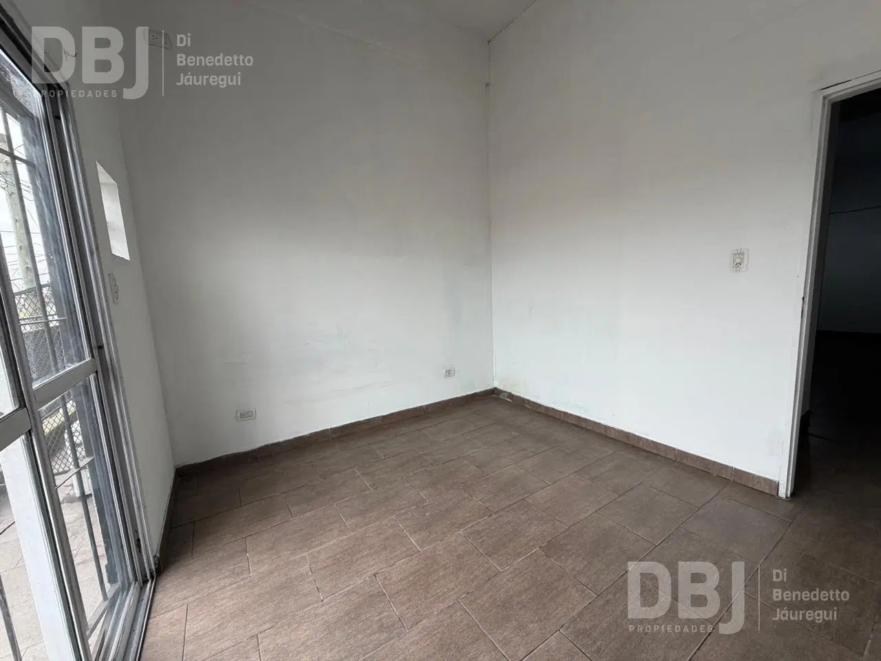 Departamento en Gregorio De Laferrere 8