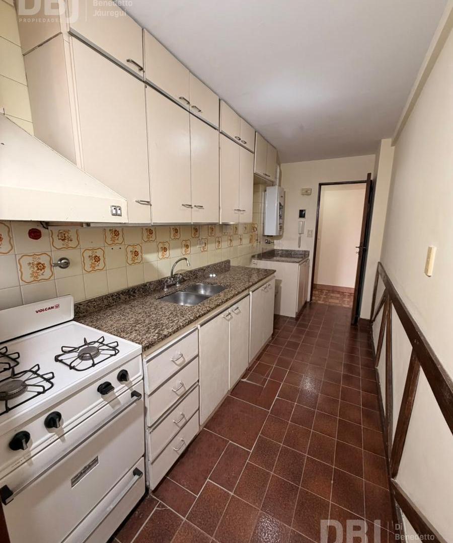 Foto de VENTA DEPARTAMENTO 2 AMBIENTES EN FLORES, imagen 4