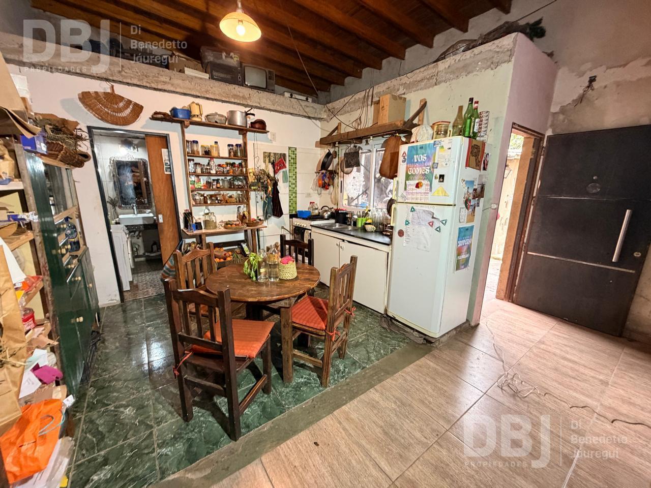 Foto de VENTA TERRENO 11x20 CON VIVIENDA 3 AMBIENTES EN VILLA ELISA, imagen 1