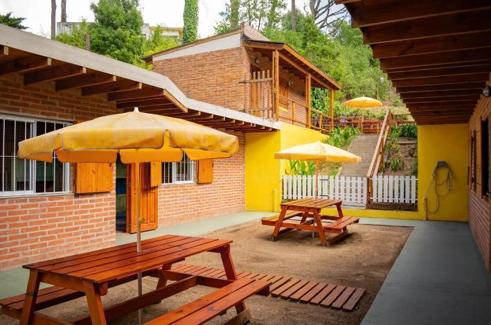Venta de Hostel La Gran 7 + Departamento - Villa Gesell 2