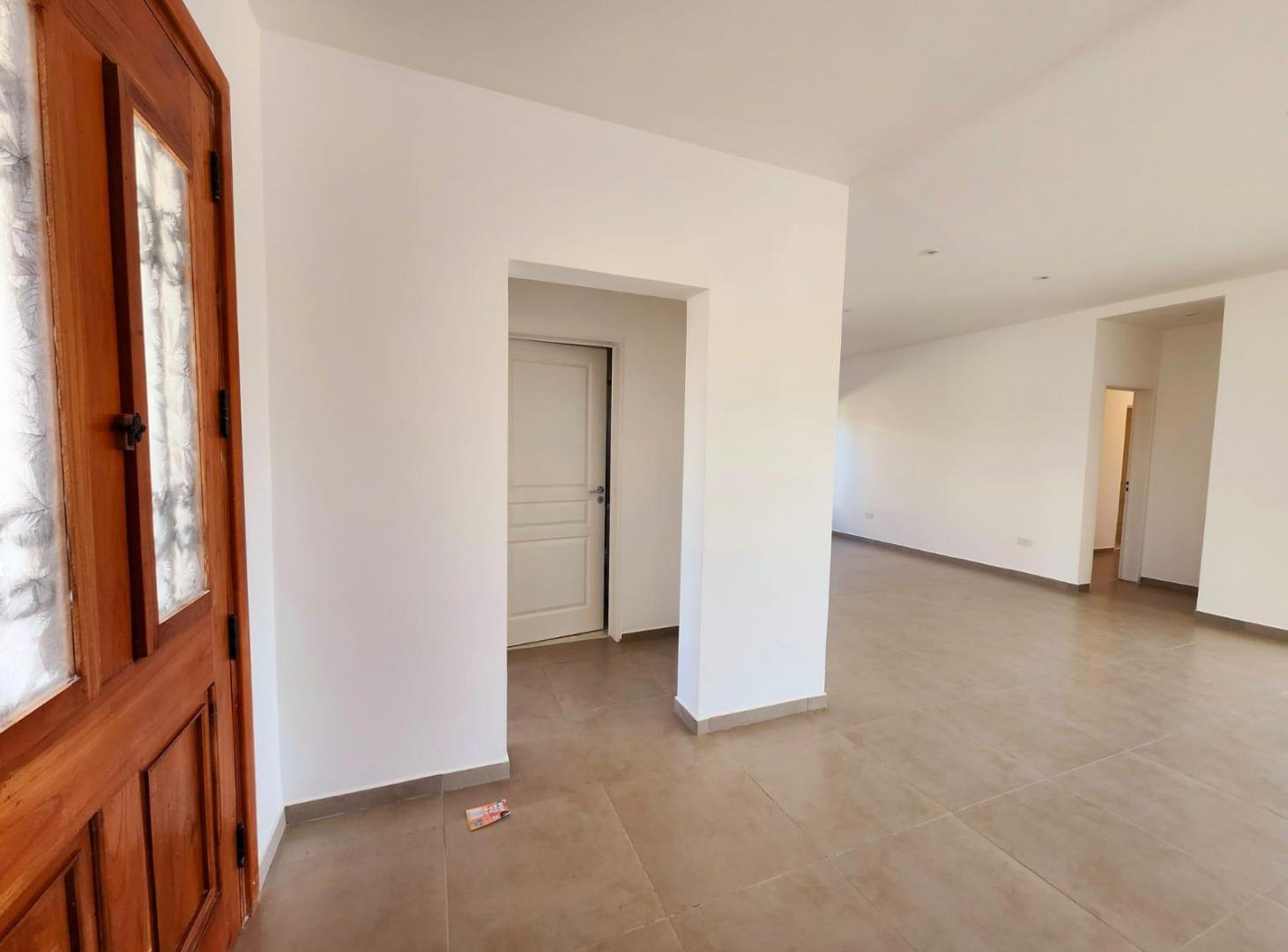 ALQUILER CASA SAN SEBASTIAN  AREA 8 A ESTRENAR