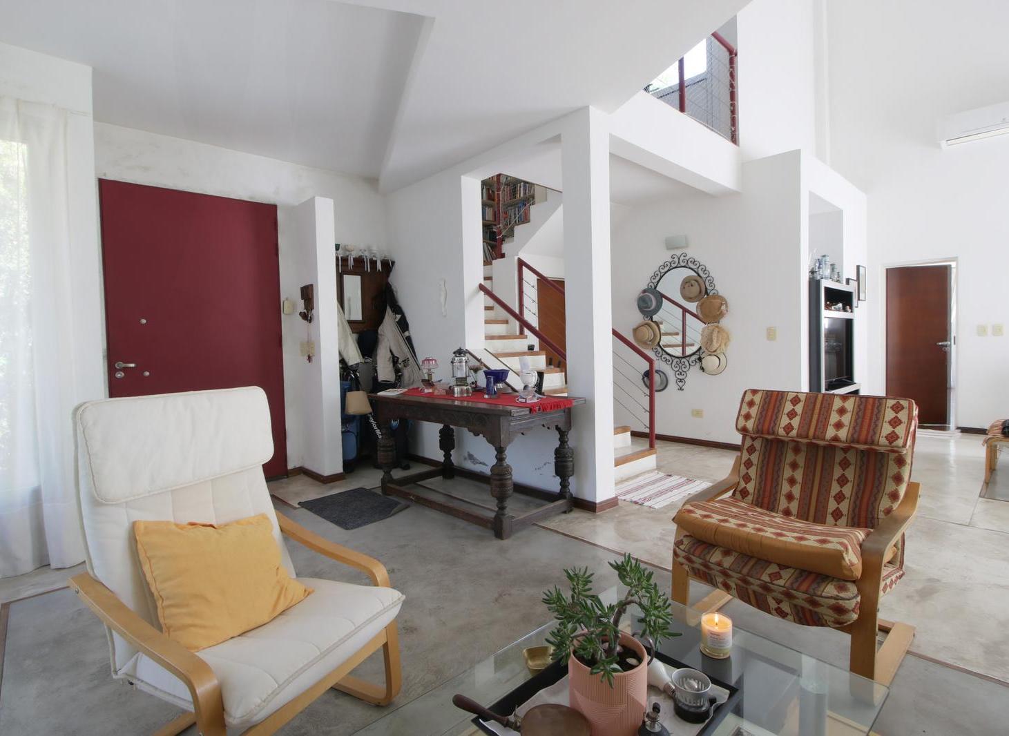Casa en Venta de 4 ambientes / Barrio Buen Retiro - Pilar - Apto crédito / ACEPTA PERMUTA