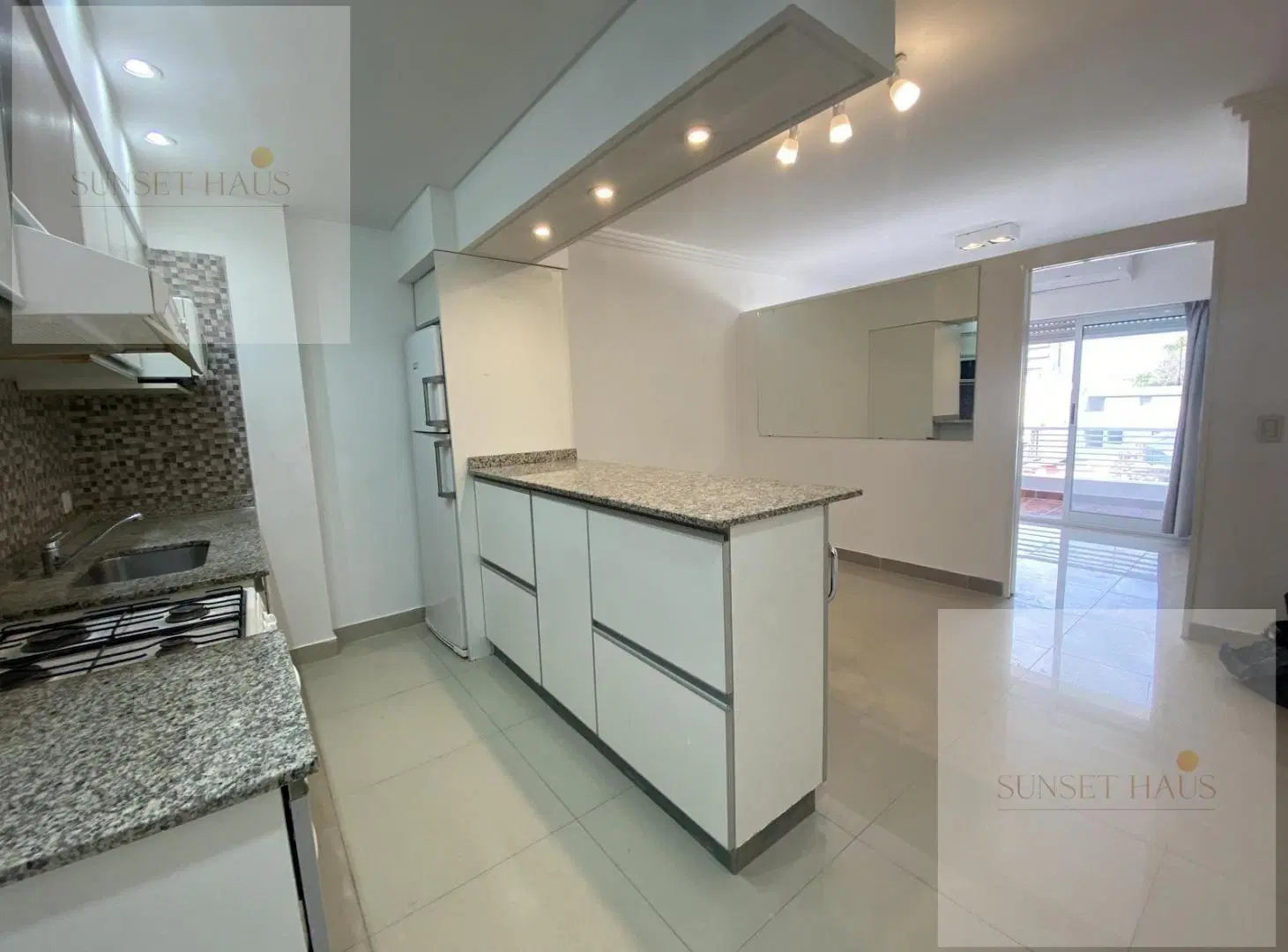Departamento en Venta - Monoambiente dividido con balcón y cochera en Villa Urquiza 3