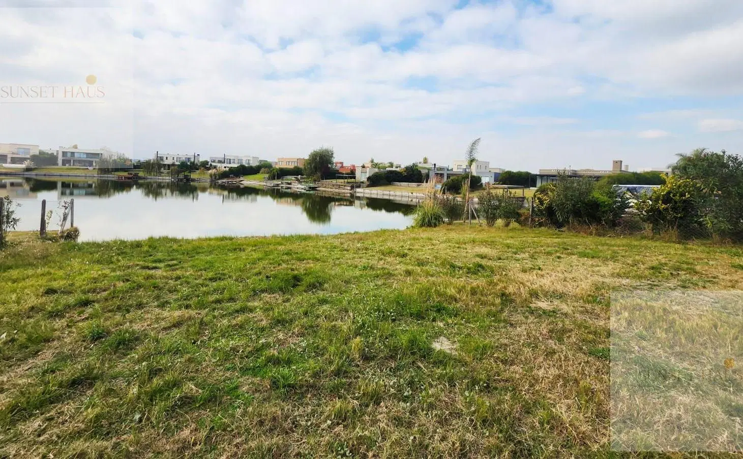 VENTA LOTE A LAGUNA SAN SEBASTIAN AREA 6 ESCRITURADO 3
