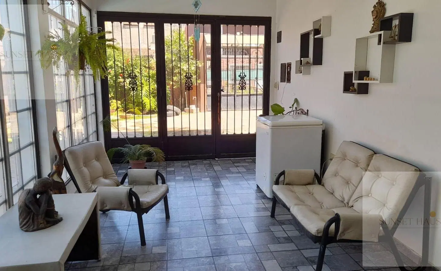 Casa Multifamiliar con 3 Unidades Independientes EN VENTA - Los Polvorines 3