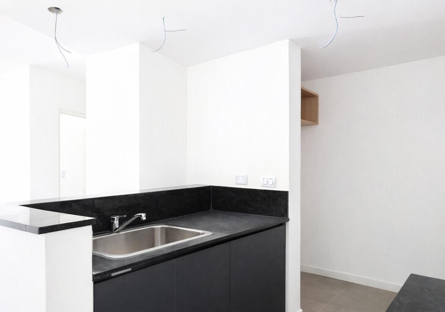 Foto de Departamento en Venta / 2 ambientes - Tigre Centro - Cochera, imagen 2