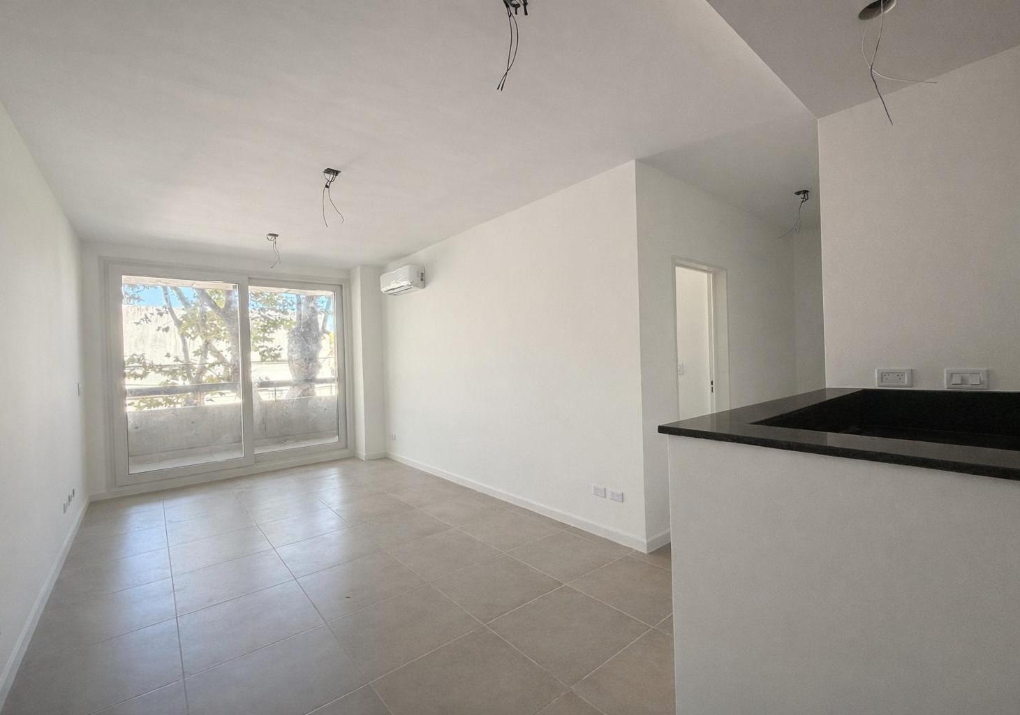 Foto de Departamento en Venta / 2 ambientes - Tigre Centro - Cochera, imagen 4