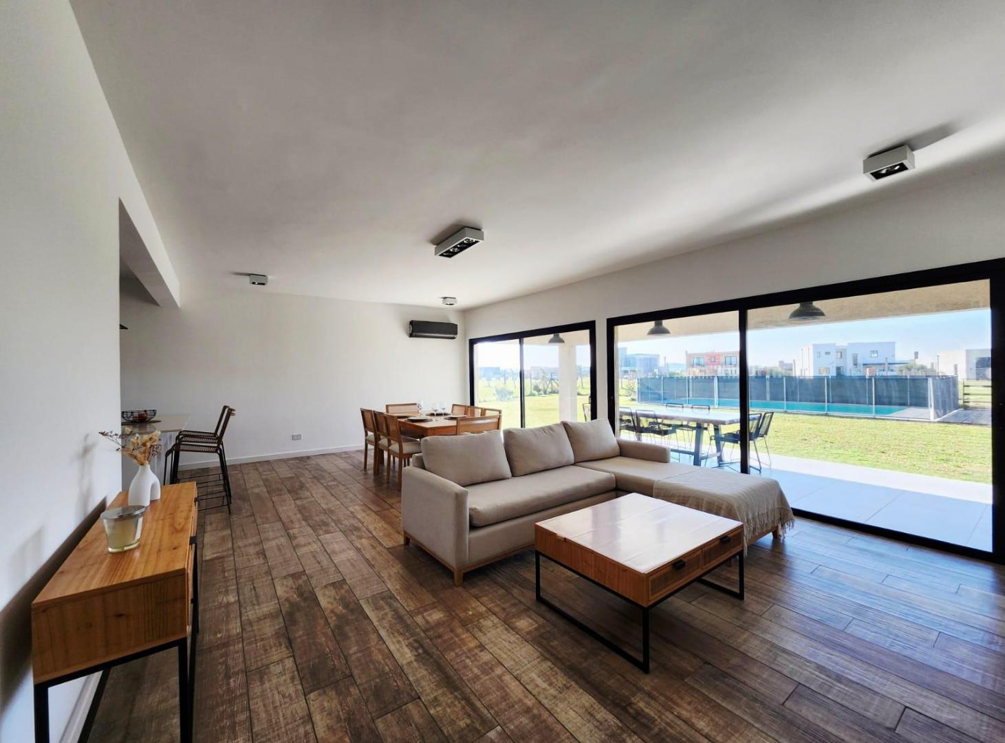 VENTA CASA SAN SEBASTIAN APTO CREDITO IMPECABLE