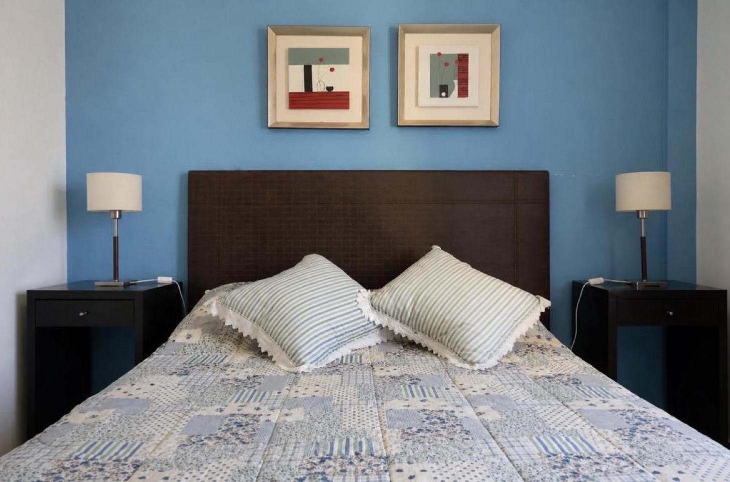 Foto de VENTA Departamento 3 ambientes amueblado + balcón con parrilla y cochera, imagen 4
