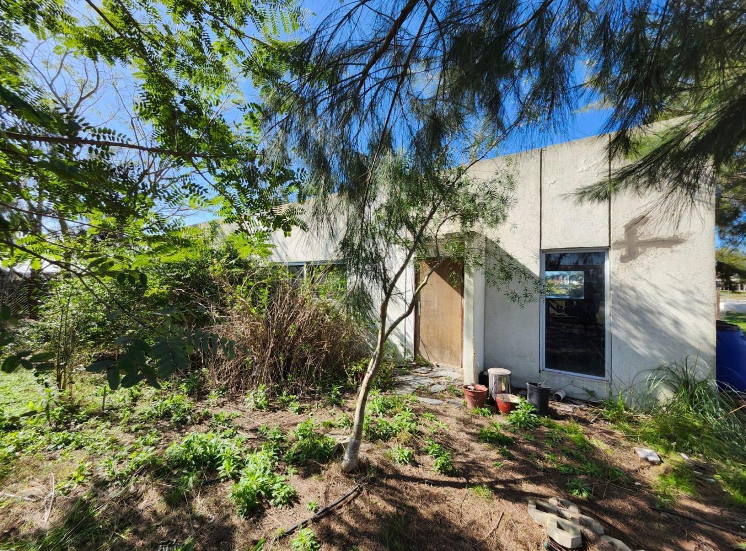 Foto de VENTA CASA A LAGUNA SAN SEBASTIAN PARA REFACCIONAR OPORTUNIDAD, imagen 2
