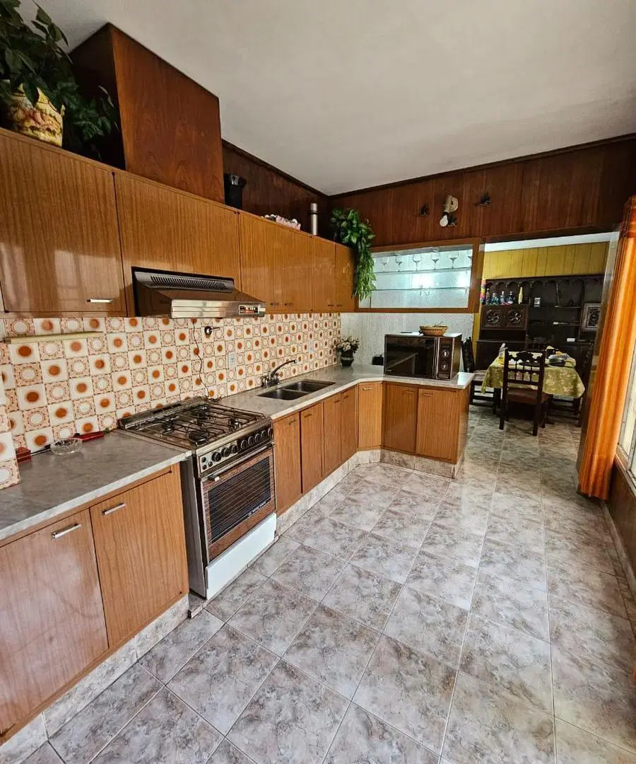 Casa en VENTA, 4 dormitorios, 2 Pisos, terraza, ambientes amplios, ARROYITO, ROSARIO, apta crédito 4