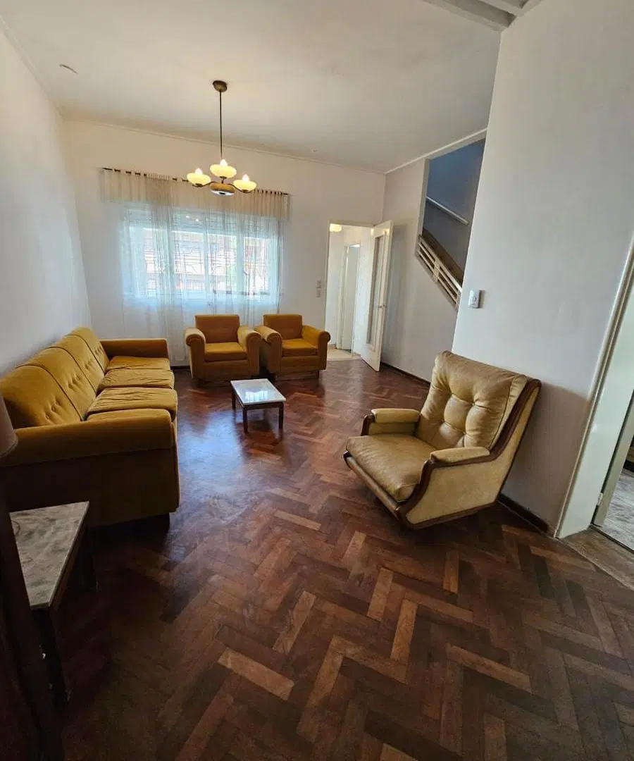 Casa en VENTA, 4 dormitorios, 2 Pisos, terraza, ambientes amplios, ARROYITO, ROSARIO, apta crédito 1