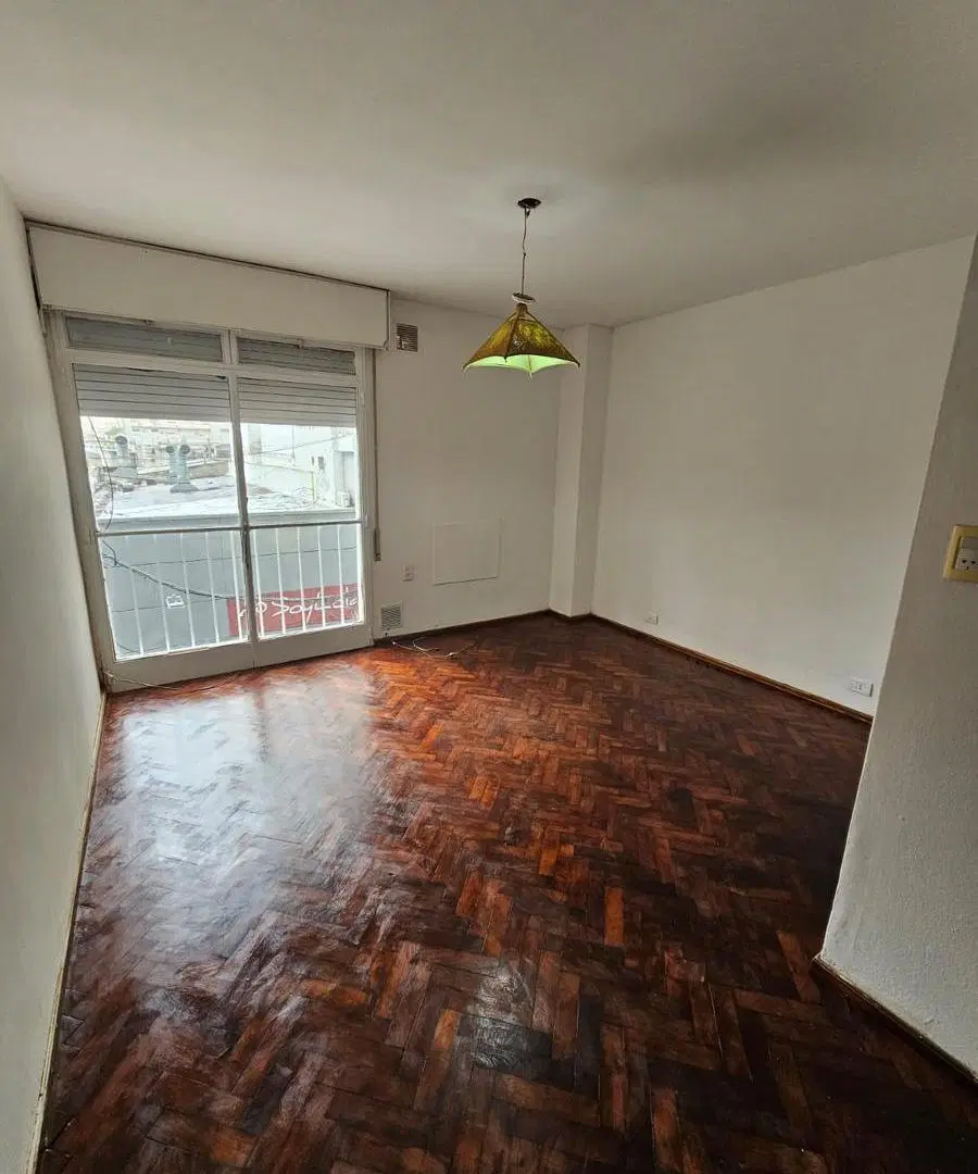 ¡Departamento Monoambiente en VENTA Sarmiento y Córdoba! 1
