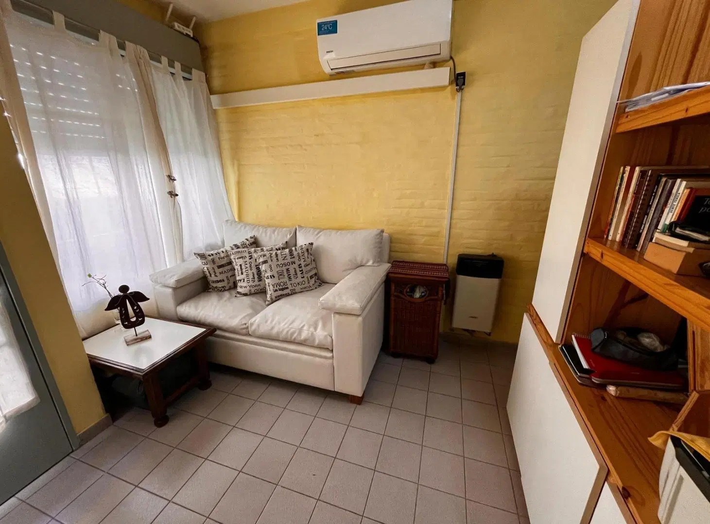 Departamento de pasillo EN VENTA, de 1 dormitorio, barrio ABASTO, ROSARIO 5