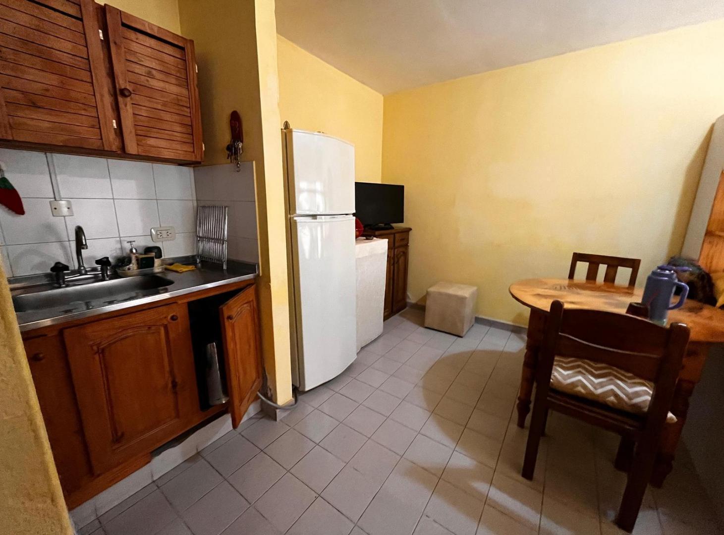 Foto de Departamento de pasillo EN VENTA, de 1 dormitorio, barrio ABASTO, imagen 3