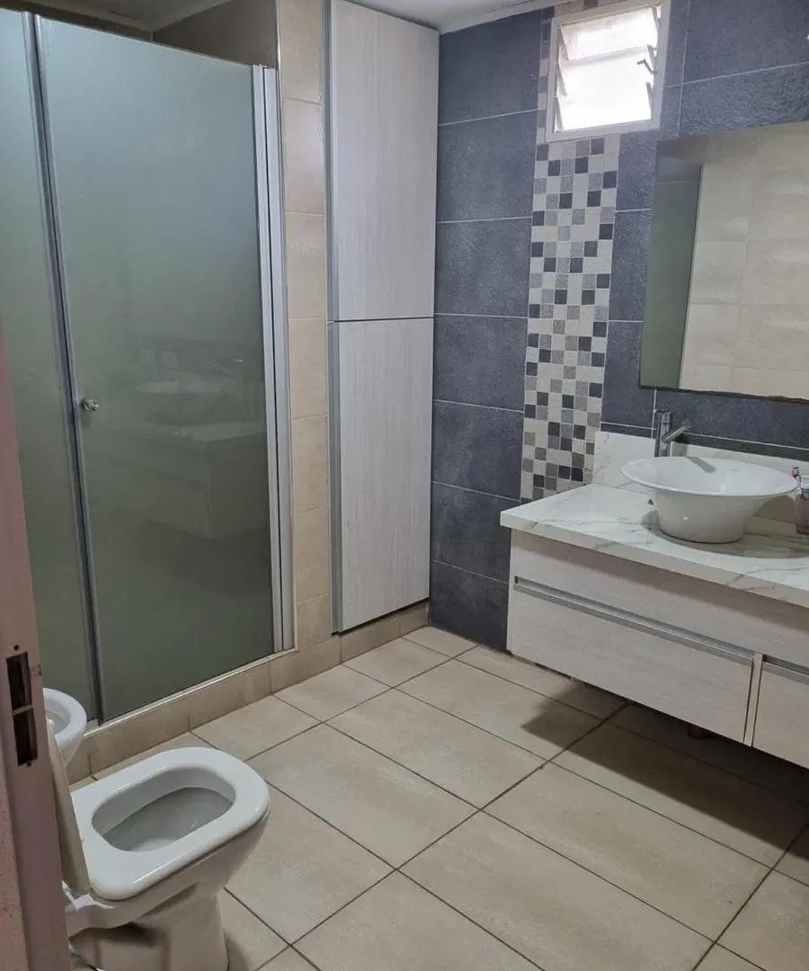 Casa en venta - 2 dormitorios con QUINCHO Y PILETA, ANDINO, Sta Fe. 4