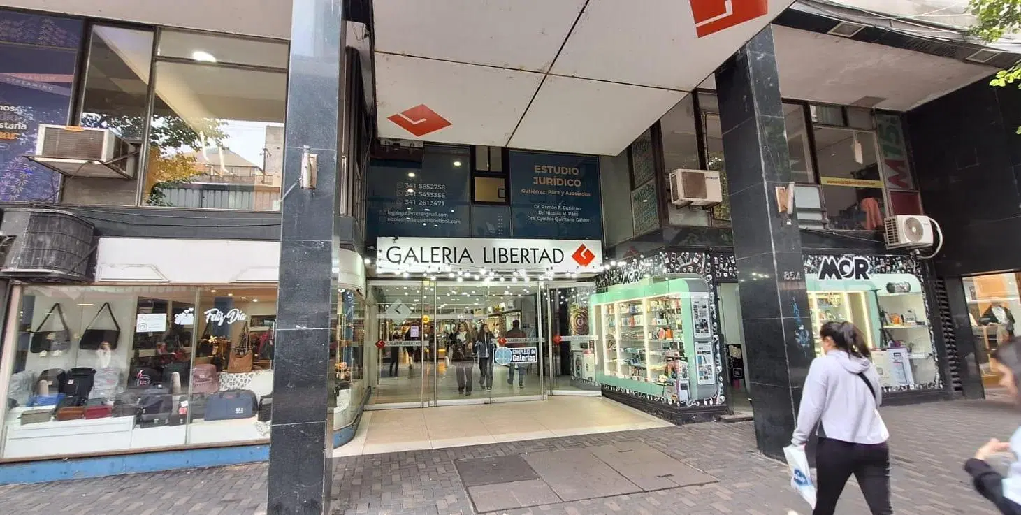 Local en ALQUILER (Isla), ubicado en GALERIA LIBERTAD, Rosario 3