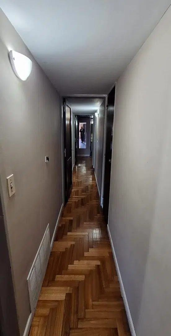 Departamento de 3 dormitorios con cochera en VENTA, c/ balcón al frente! 2