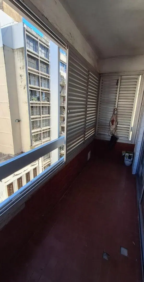 Departamento de 3 dormitorios con cochera en VENTA, c/ balcón al frente! 1