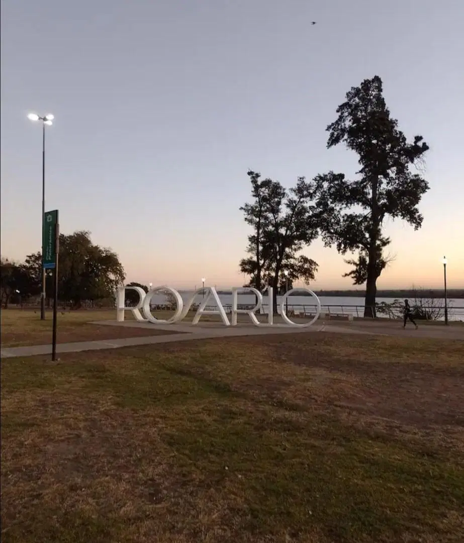 Depto MONOAMBIENTE en ALQUILER, a metros del Río y el Bv Oroño!!! 4