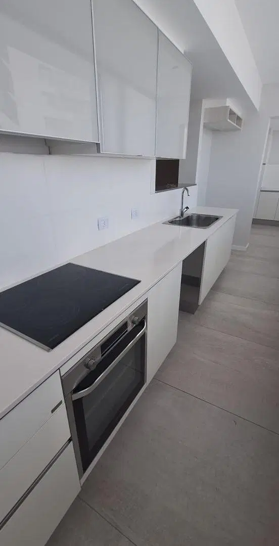 Departamento premium EN ALQUILER C/COCHERA, 2 dormitorios, balcón con vista panorámica al Rio Paraná 5