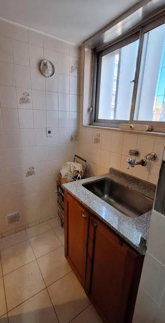 Departamento de 3 dormitorios con cochera en VENTA, c/ balcón al frente! 4