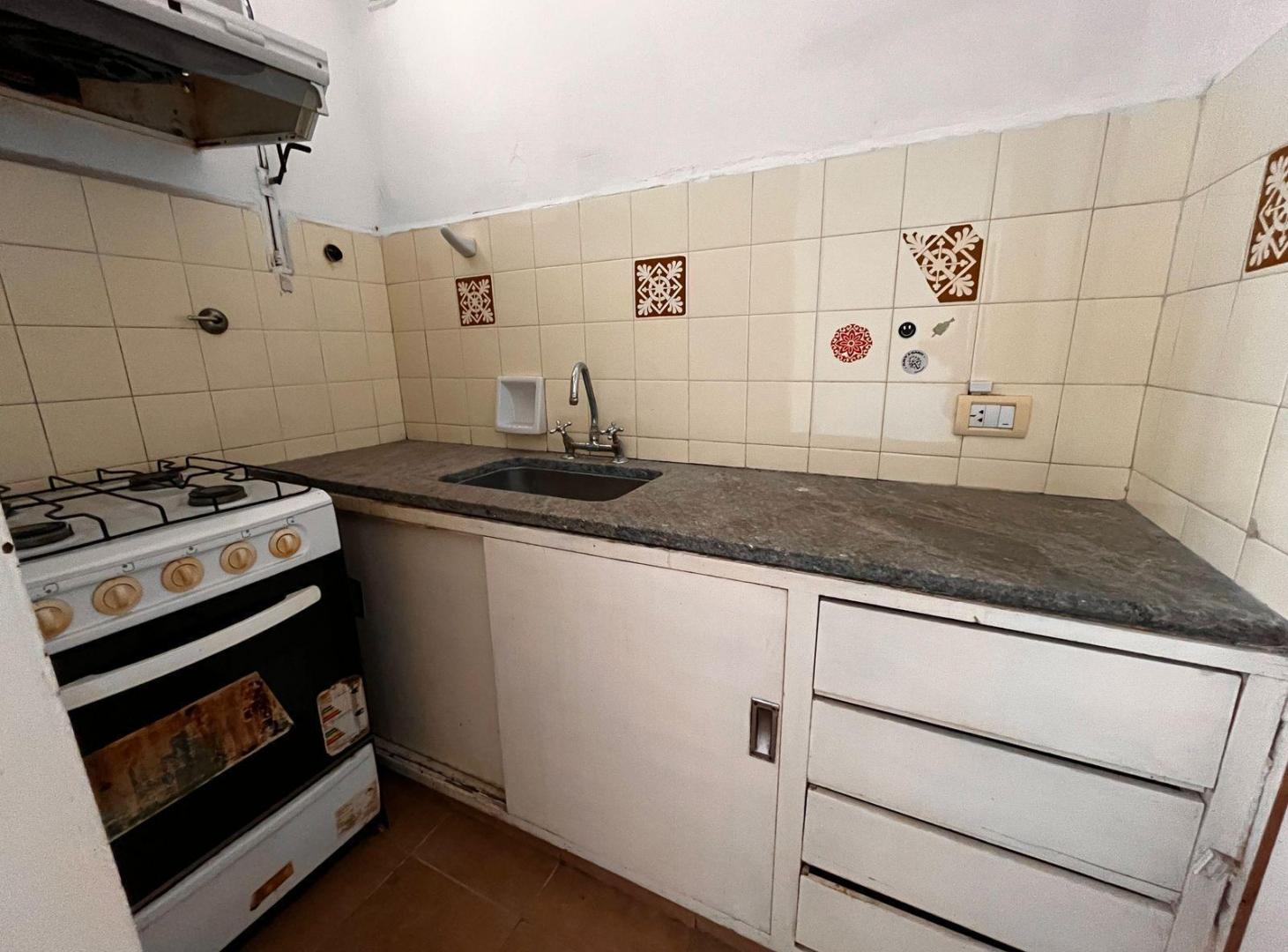 Foto de Departamento de 1 dormitorio con balcón al frente EN ALQUILER, barrio, imagen 3