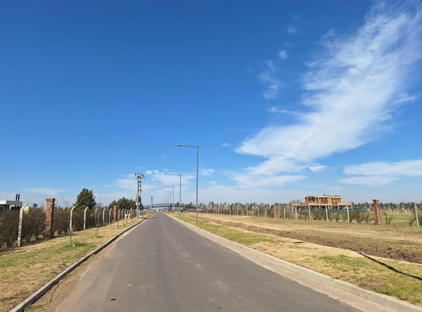 Foto de LOTE DE TERRENO EN VENTA, en "LOS PASOS ARROYOS", JOCKEY CLUB, barrio, imagen 3