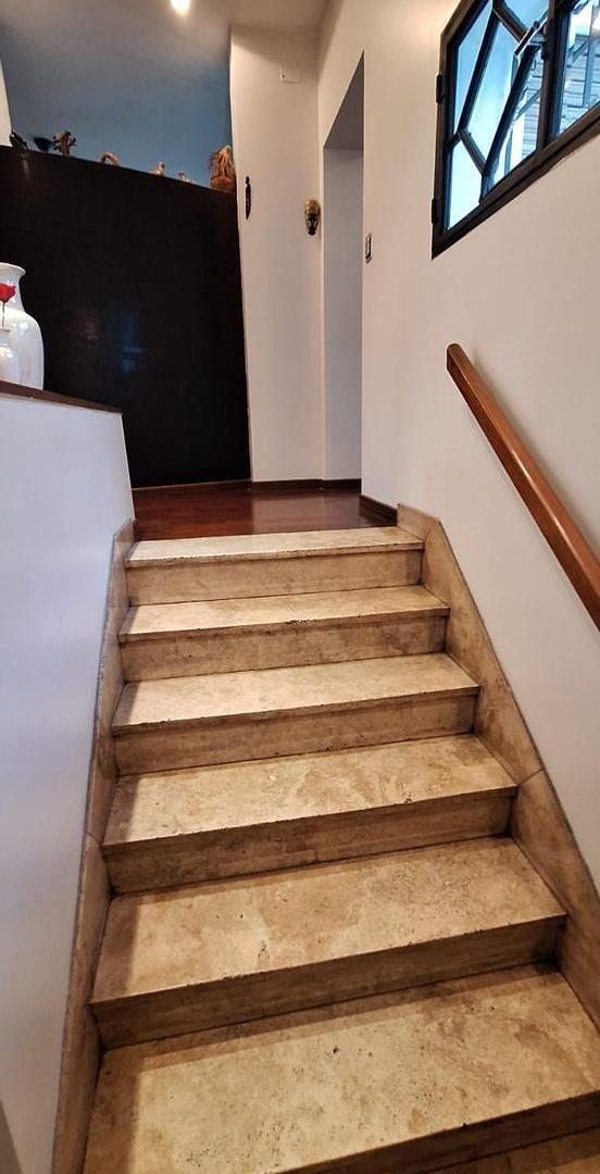 Foto de Casa EN VENTA, PLANTA ALTA, balcón al frente, con inmensa terraza, imagen 2