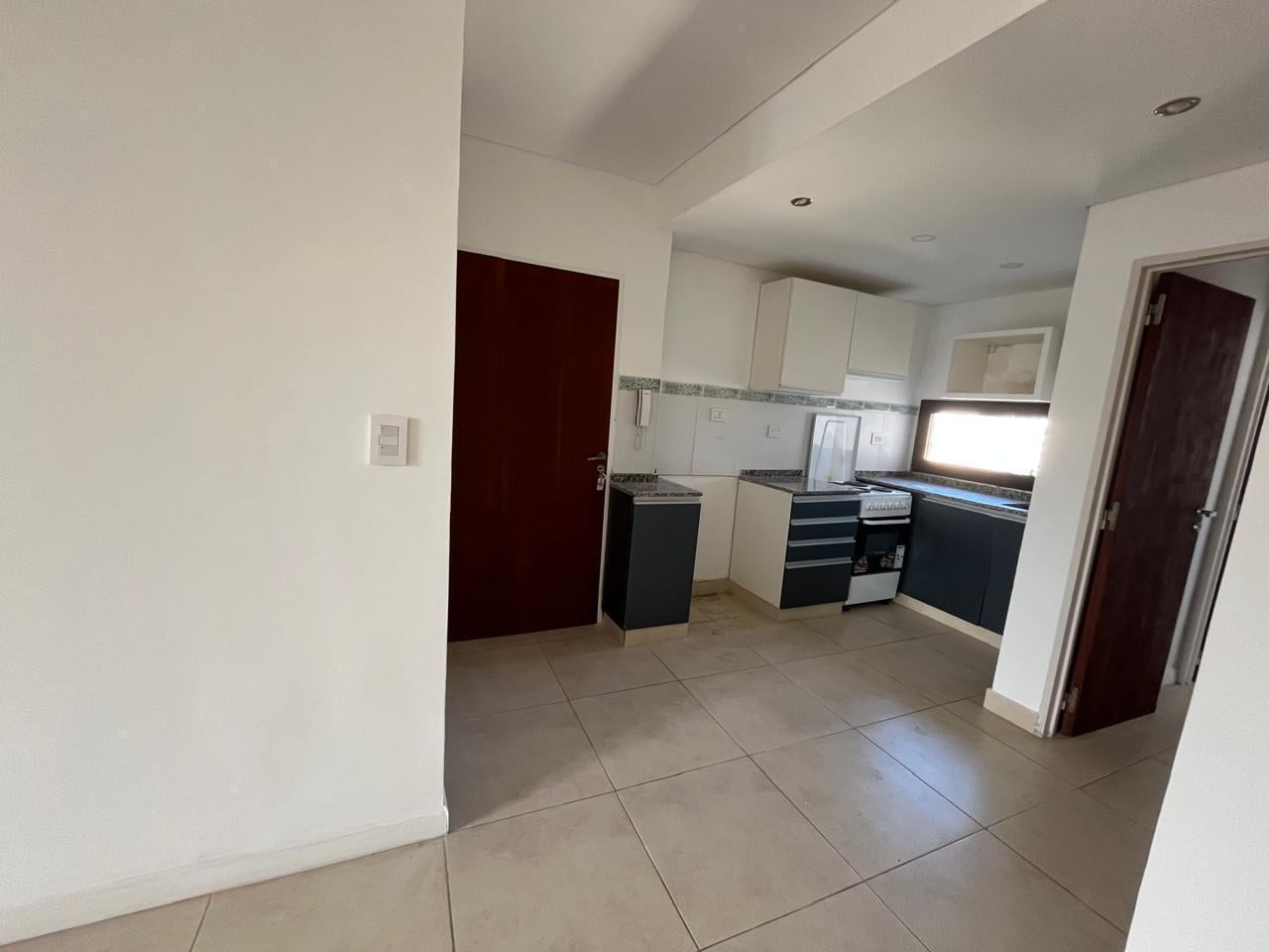 Foto de Departamento EN ALQUILER, 1 dormitorio, balcon al frente, terraza, imagen 2