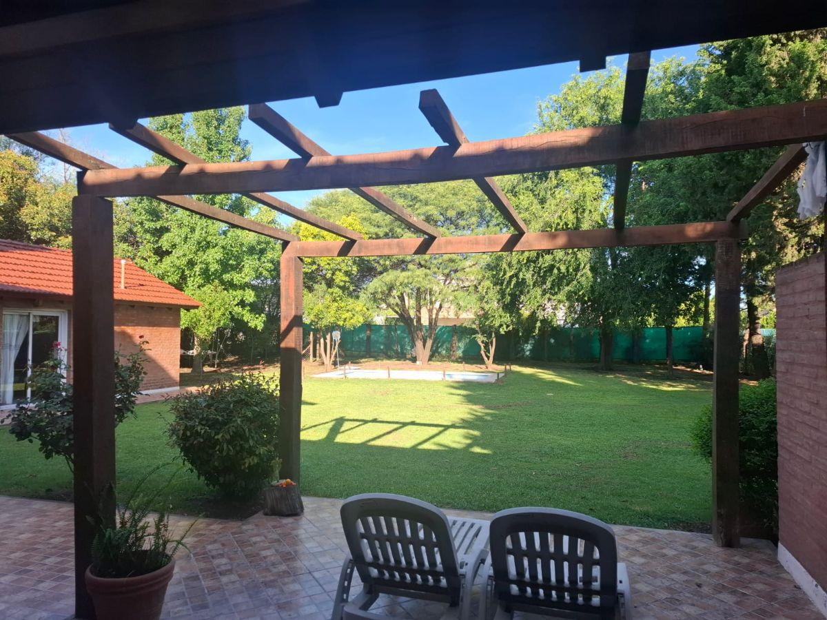 Casa con 5 dormitorios en venta con 1186 m² en San Isidro