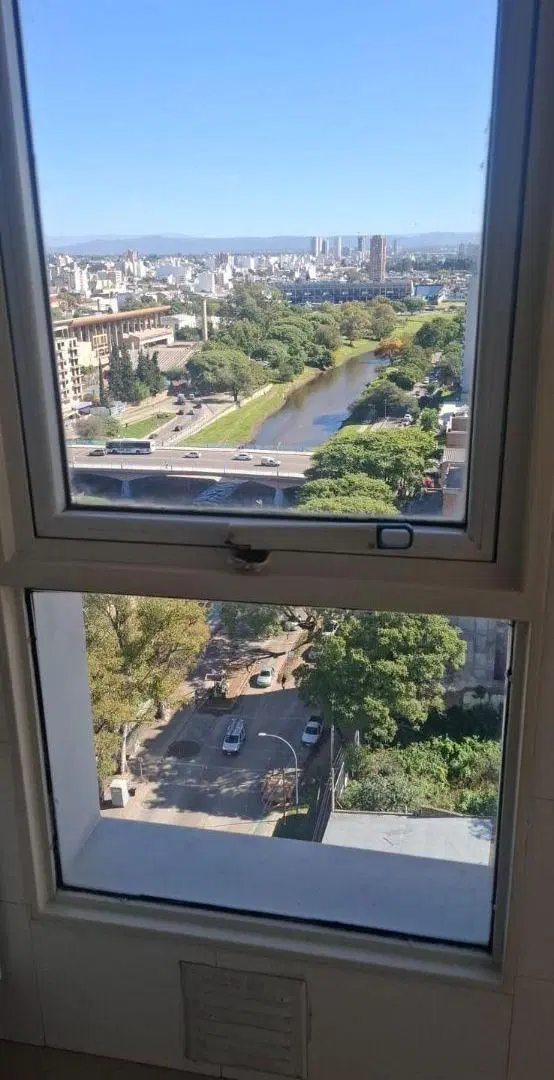 Dpto sobre Costanera en alquiler 4