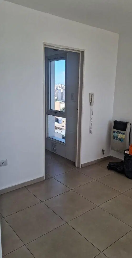 Dpto sobre Costanera en alquiler 2