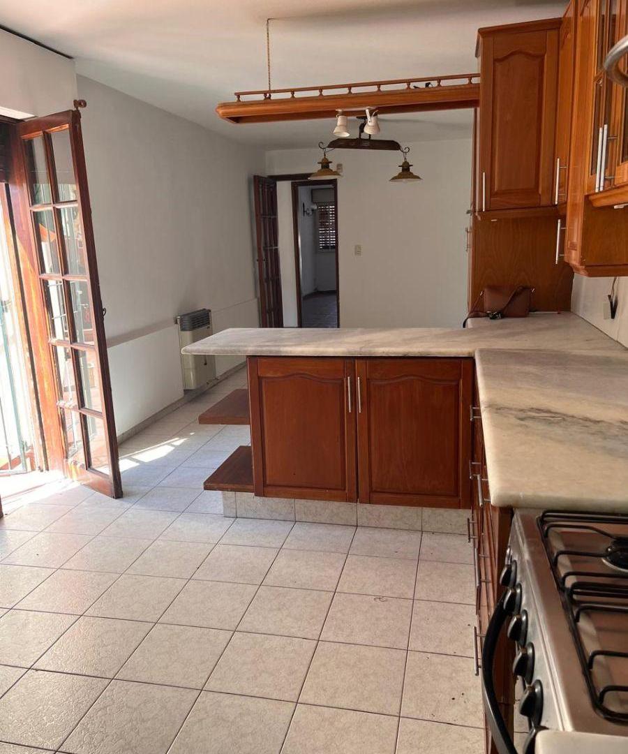 Foto de Alquiler de casa a tres cuadras de Rafaél Núñez, con pileta 4, imagen 3