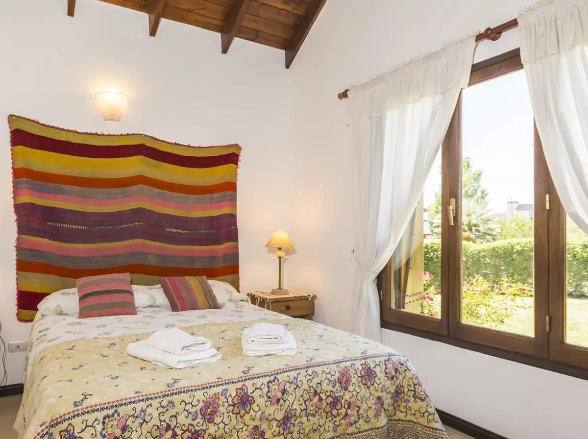 Magnífica Residencia en B° Valenti - Capilla del Monte (01 - 458) 2