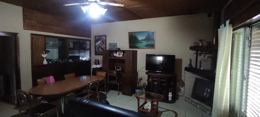 Chalet con Gas Natural, Capilla del Monte (01 - 546) 3