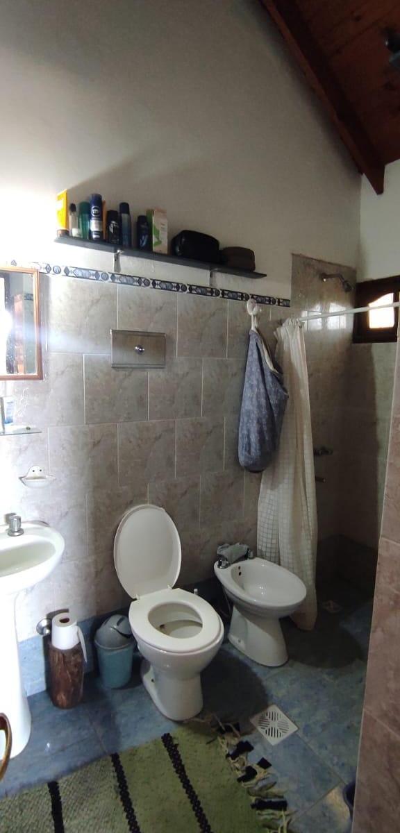 Complejo de Tres Casas - Cabañas en B° Valenti, Zona Residencial (01 - 557) 1