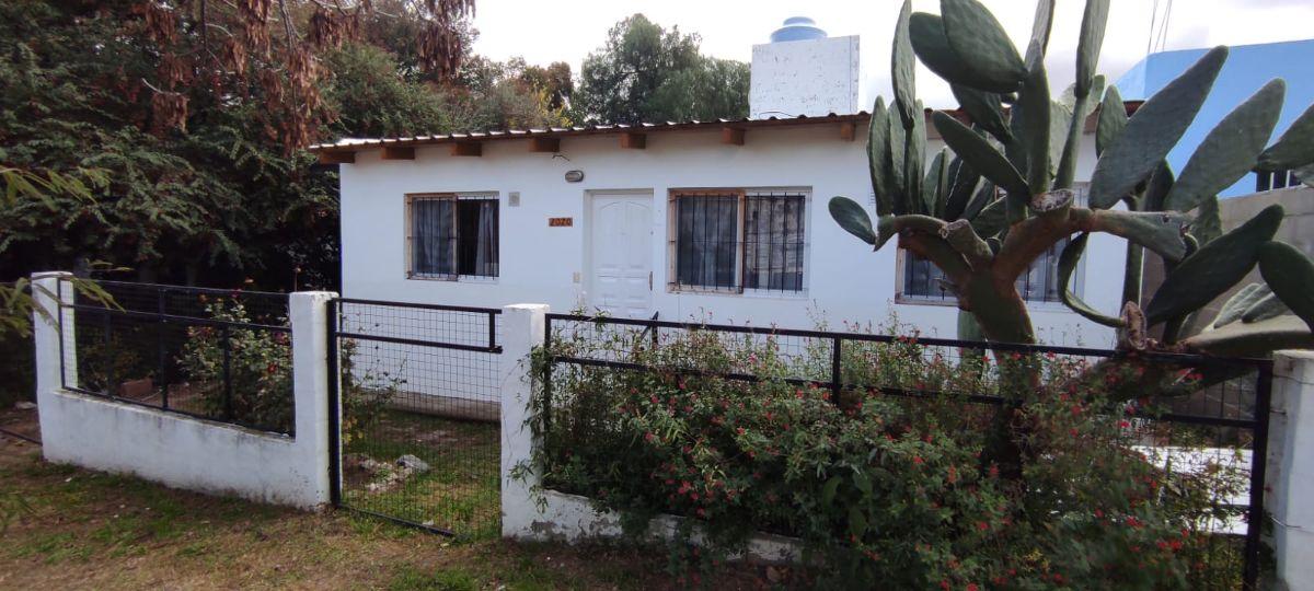 Propiedad impecable en excelente ubicación, sobre Av. Principal de Los Cocos, Sierras de Córdoba.