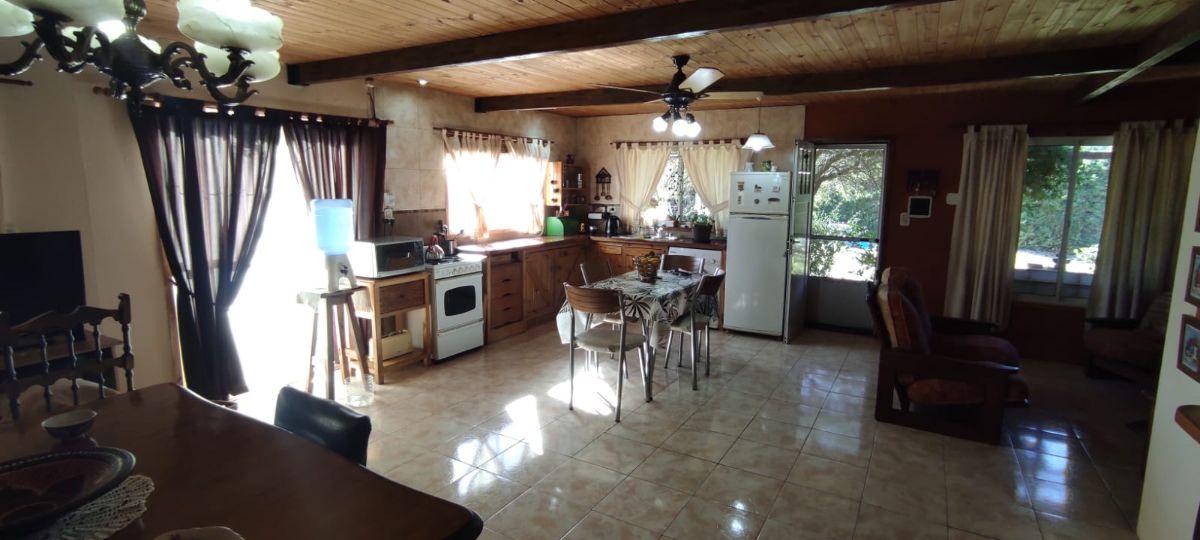 Foto de Encantador Chalet Con Casa - Cabaña Y Piscina Ubicado En B° Valenti, imagen 5