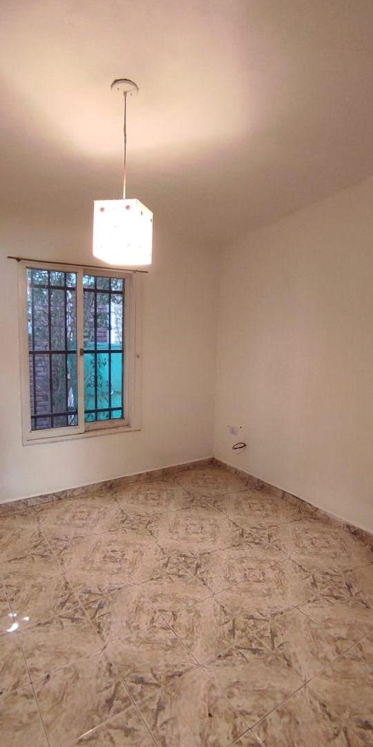 Foto de ¡OPORTUNIDAD! Vivienda en PH ubicada en B° Las Flores, Capilla del, imagen 3